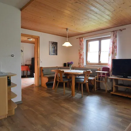 Appartamento Spacious With Garden In Bürserberg