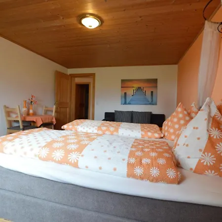 Spacious With Garden In شقة بورسربيرغ